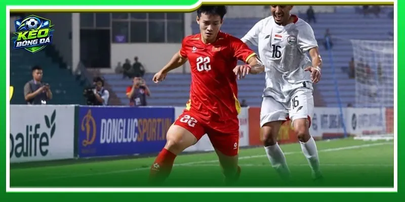 Tham khảo các nhận định, dự đoán trên mạng làm dữ liệu thông tin